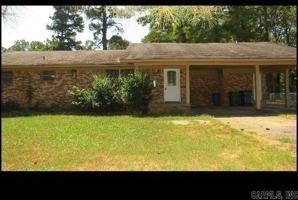 featured image of 9900 Pinnacle Valley Rd