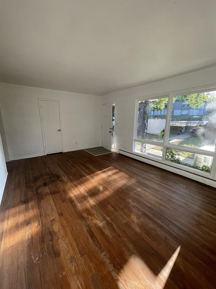 5913 Nw Bell Rd #1 - Photo 5 of 15