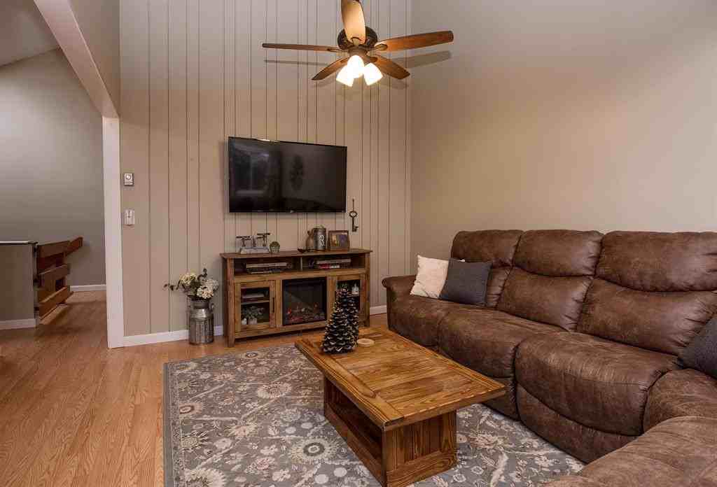 32 Condo Road #3 - Photo 2 of 14