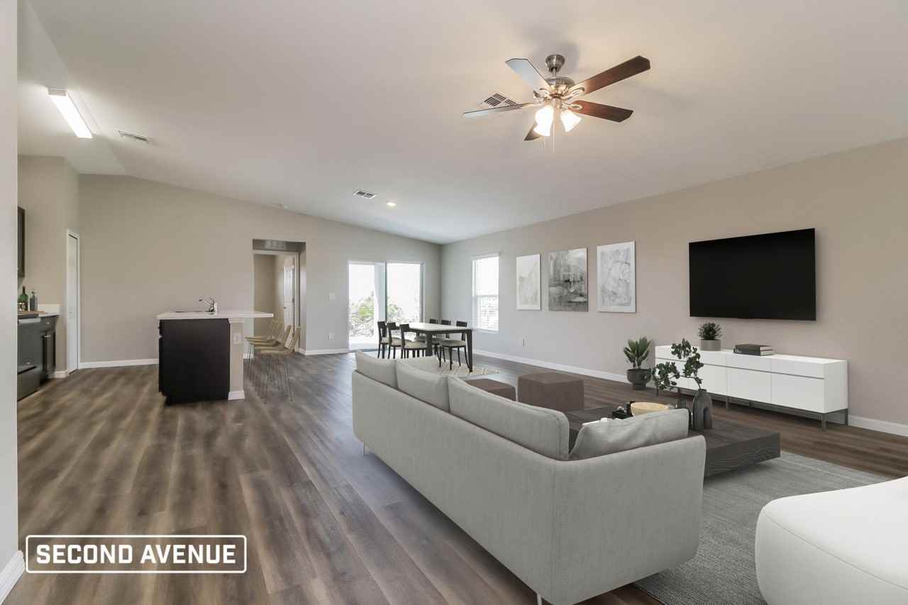 678 Rutland Cir - Photo 2 of 21