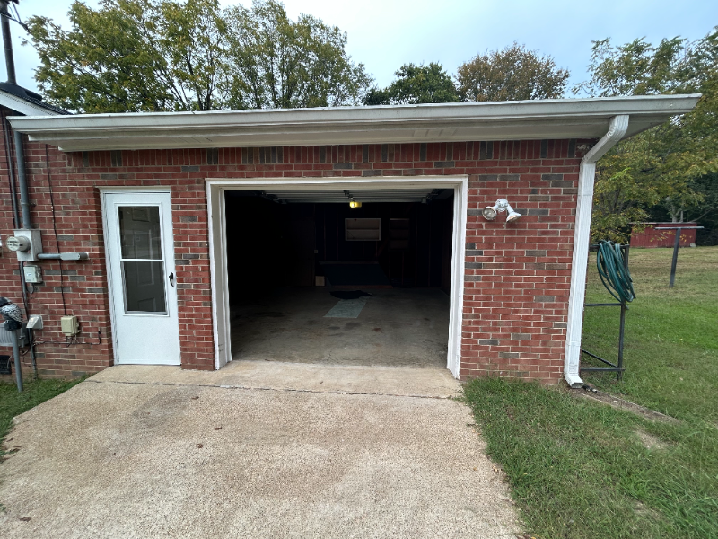 107 Marable St - Photo 3 of 14