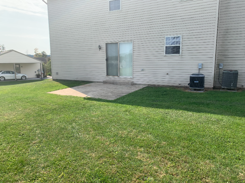 121 Greenfield St - Photo 3 of 17