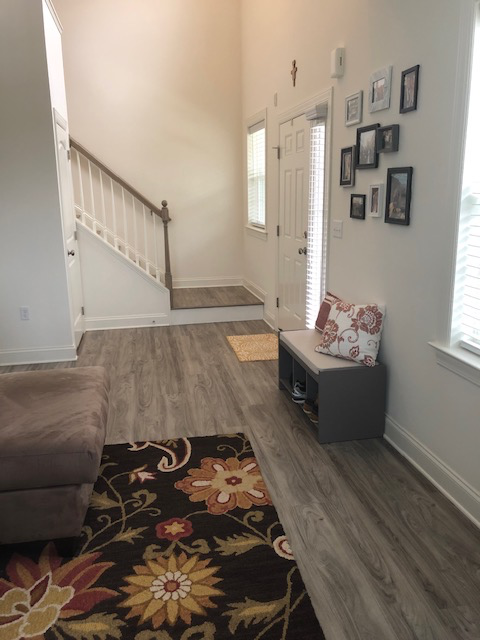 648 Brentwood Dr - Photo 3 of 31