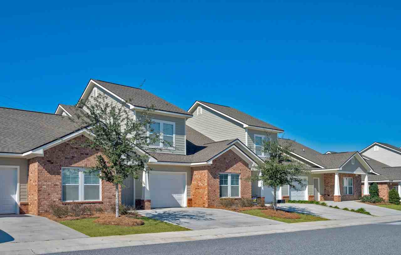 Toro Ridge Apartment Homes - Photo 2 of 40