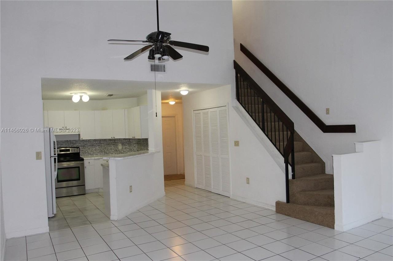6473 Sw 128th Ct #6473 - Photo 3 of 8
