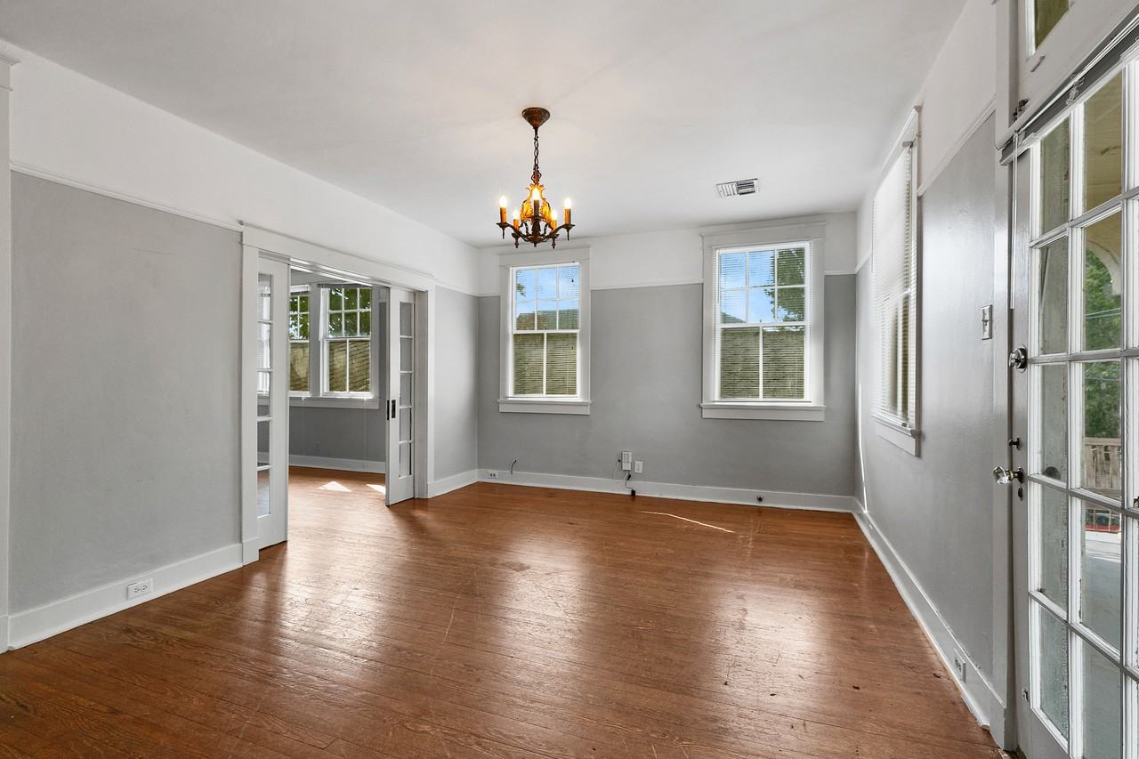 8114 Freret St #2 - Photo 3 of 9
