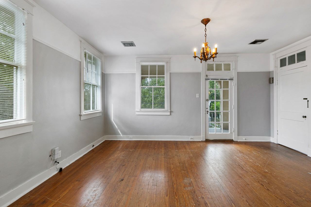8114 Freret St #2 - Photo 4 of 9