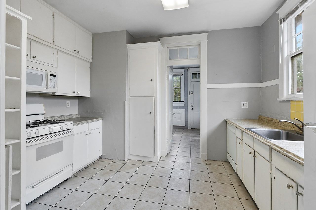 8114 Freret St #2 - Photo 2 of 9