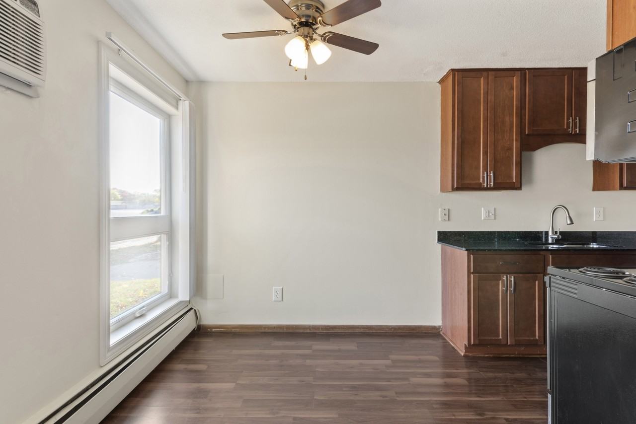 THE PARK at one hundred - Photo 4 of 13