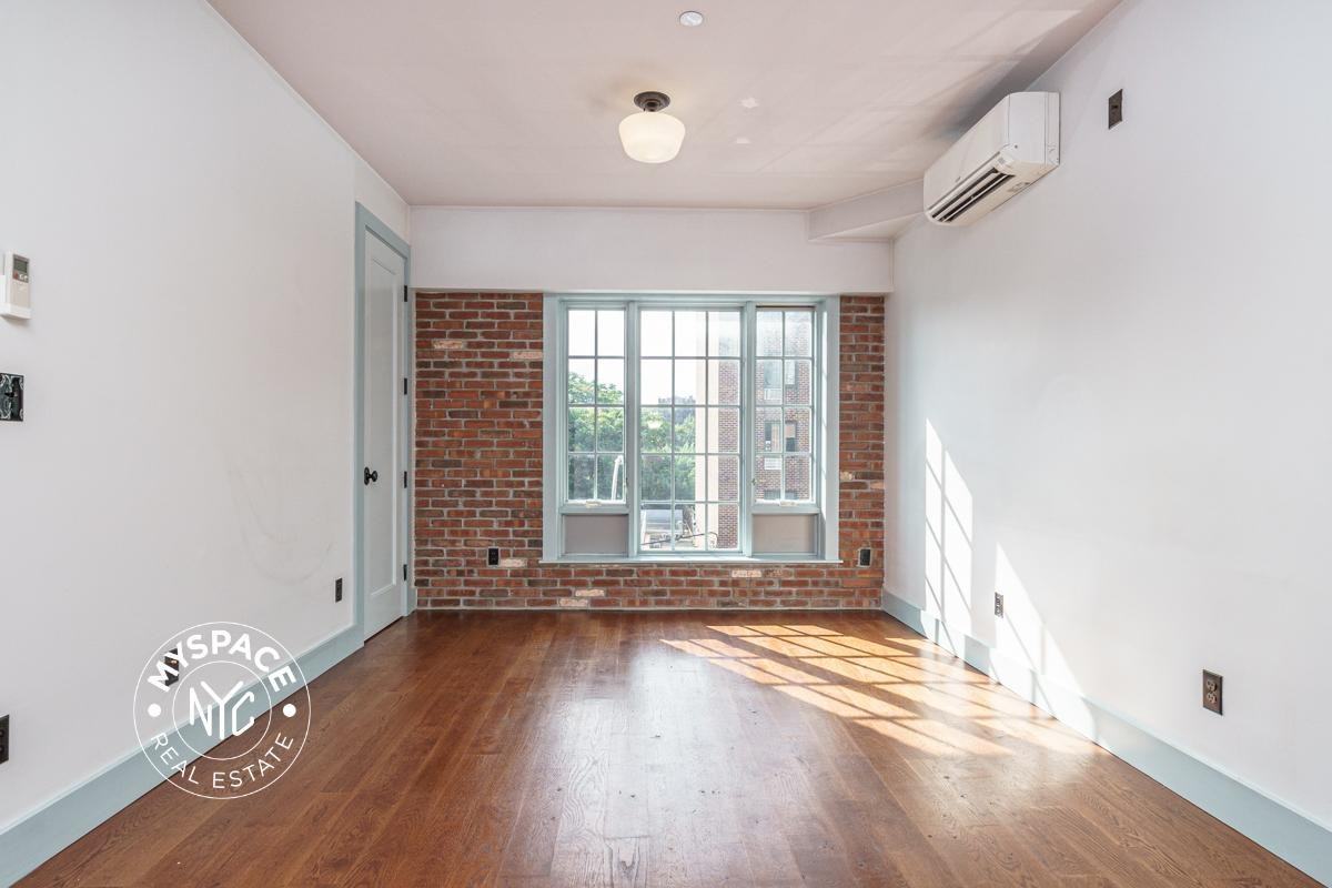 31 Brooklyn Ave #2B - Photo 6 of 28
