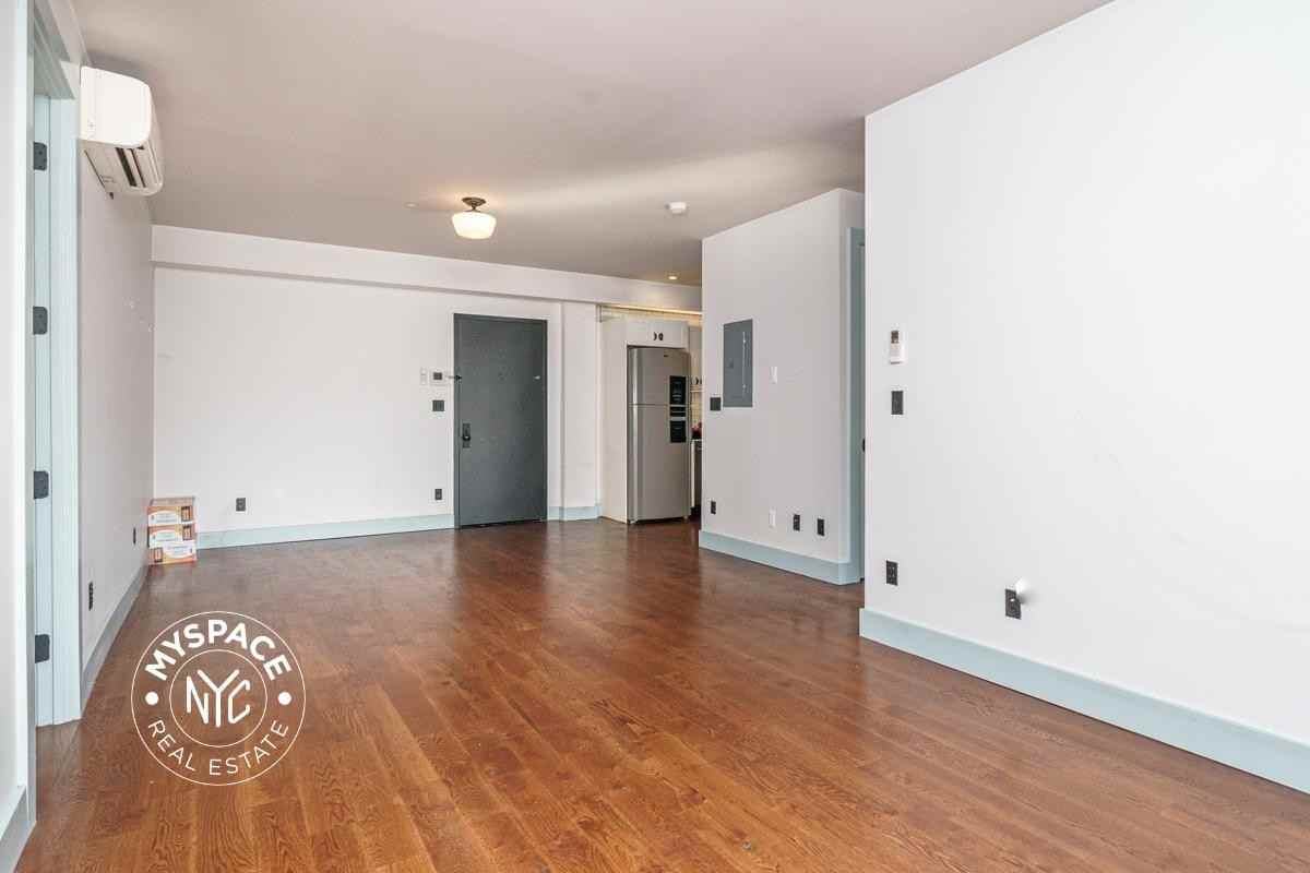 31 Brooklyn Ave #2B - Photo 7 of 28