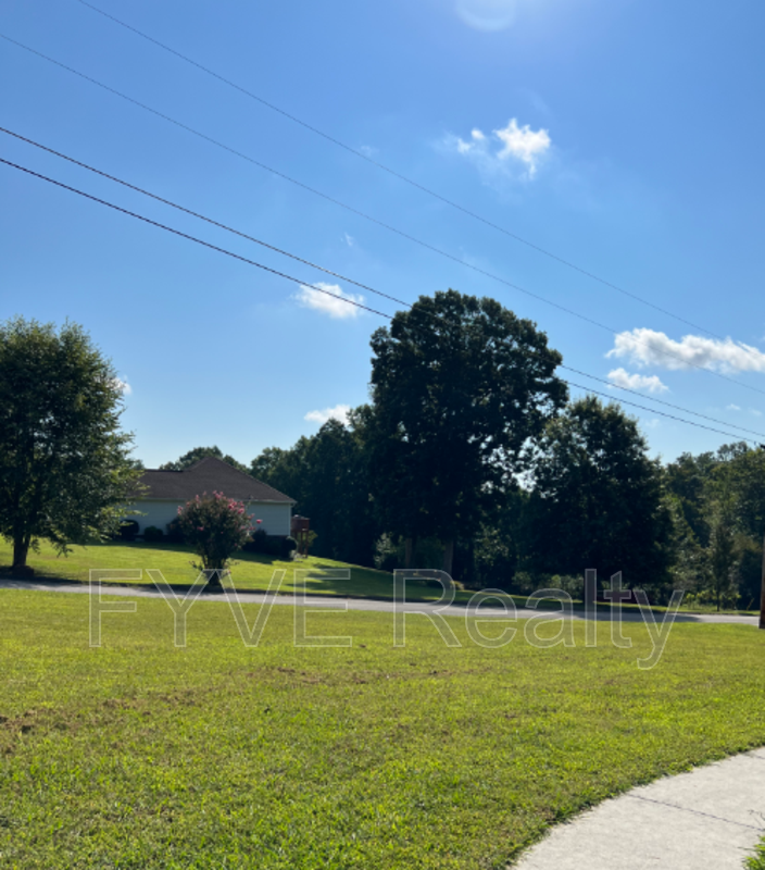 128 Comanche Way - Photo 3 of 50