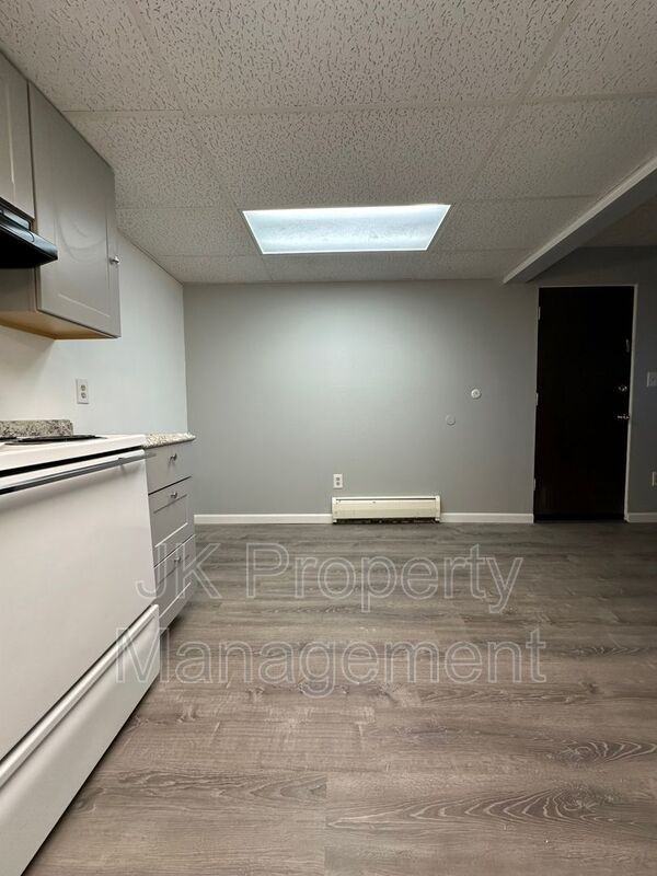 1122 1st Ave Sw #12 - Photo 6 of 33