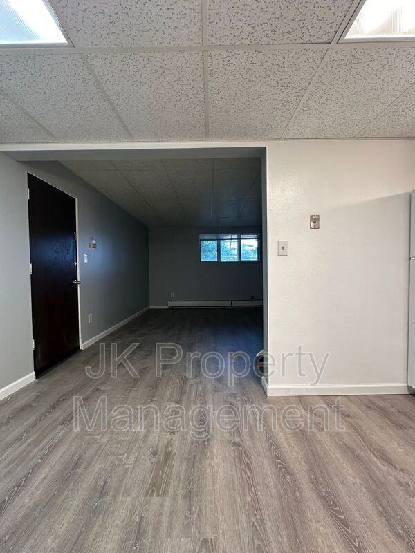 1122 1st Ave Sw #12 - Photo 7 of 33