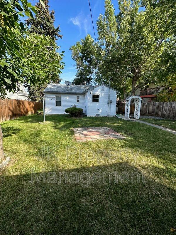 3512 4th Ave N - Photo 7 of 38