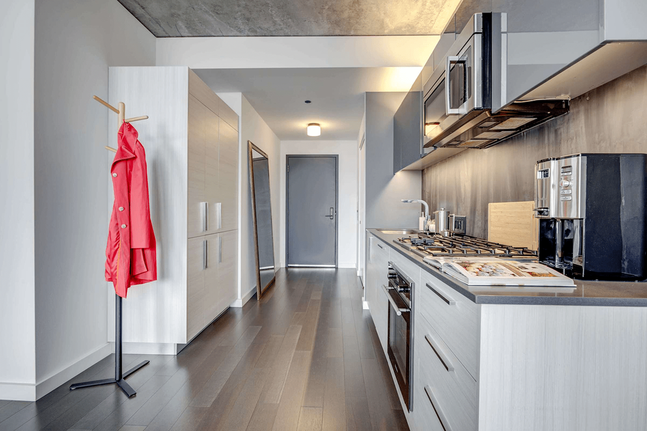 Xavier - Photo 3 of 50