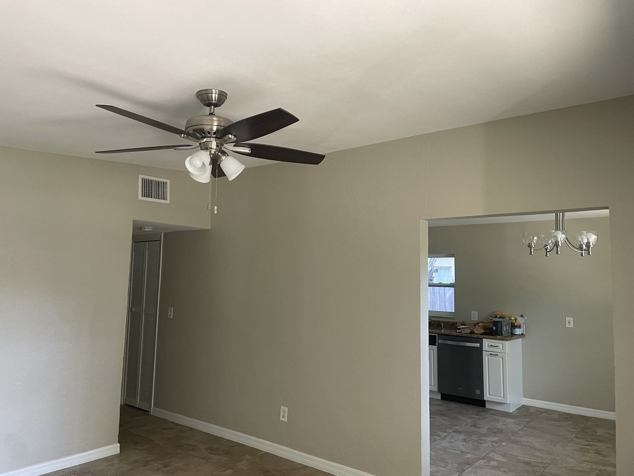2427 14th Ave N #NA - Photo 3 of 20