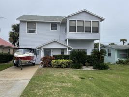 featured image of 834 E 25th Ave #1