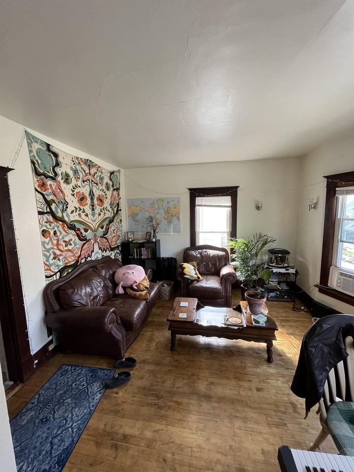 75 Loomis St #2