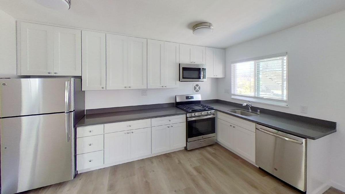 775 Kingston Ave - Photo 2 of 11