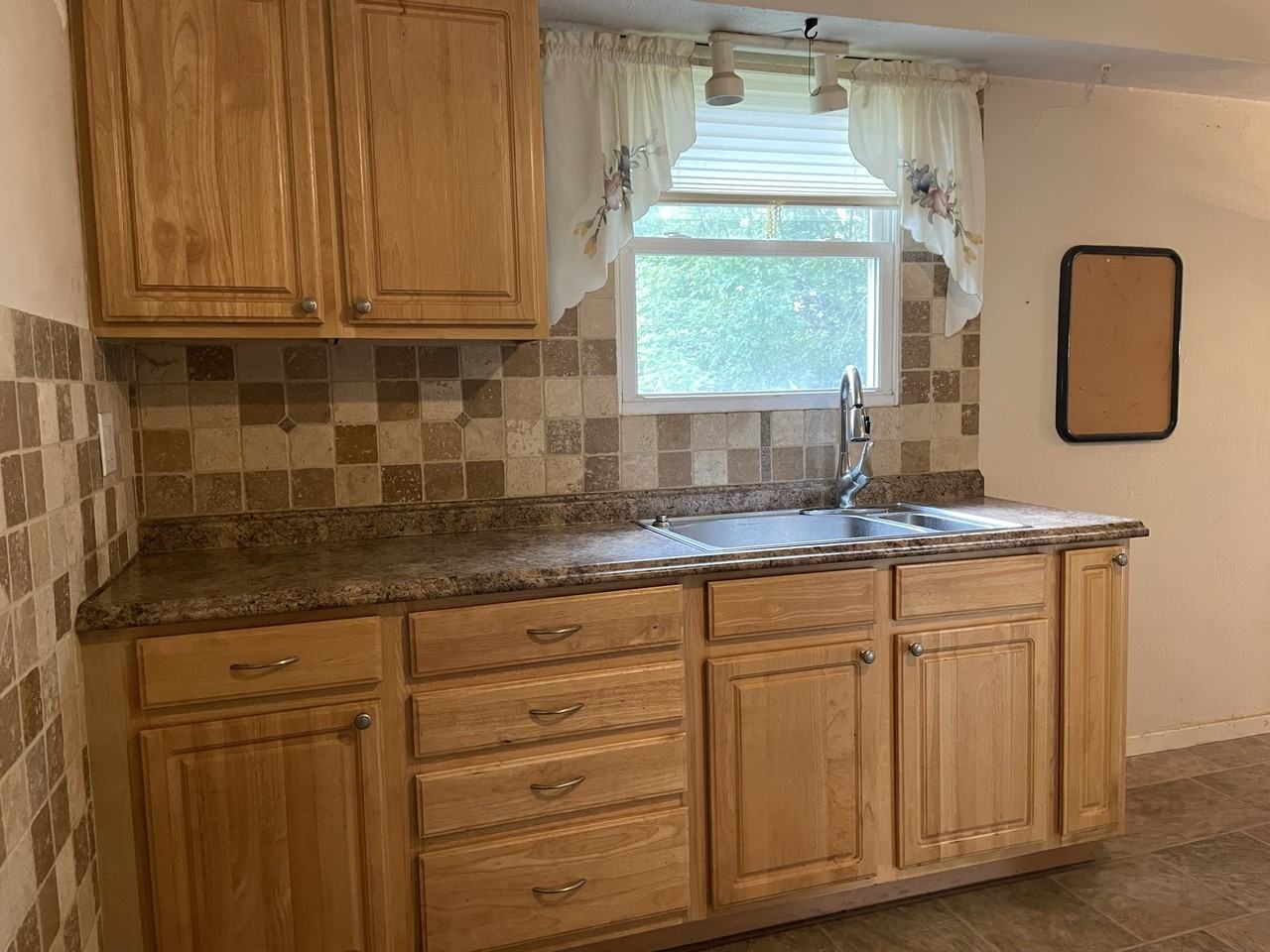 506 Maple Ridge #1 - Photo 5 of 13