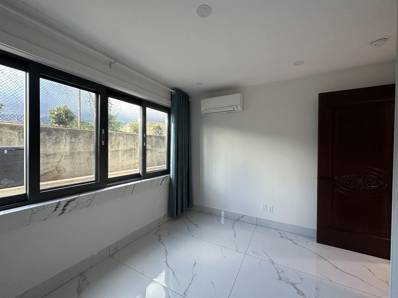 5130 Kalanianaole Hwy #2 - Photo 7 of 9