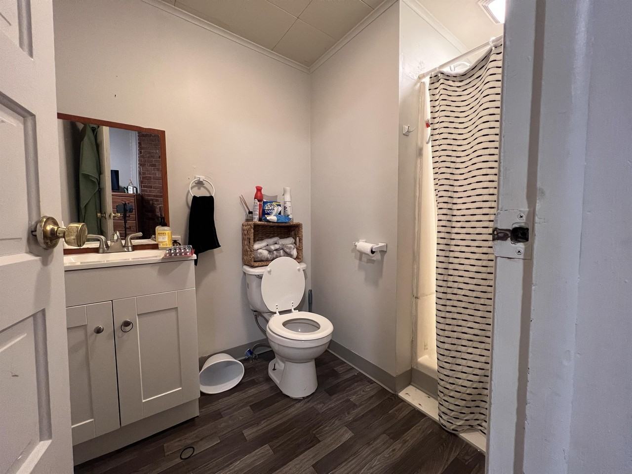 445 Baird Street #A - Photo 4 of 8