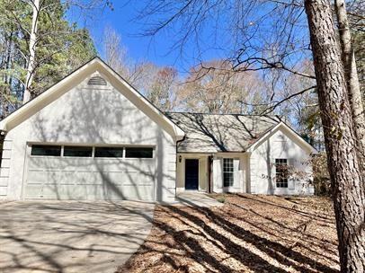 196 Apache Pointe Dr - Photo 3 of 12