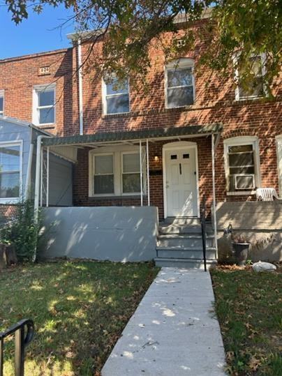 2705 Round Rd - Photo 2 of 5