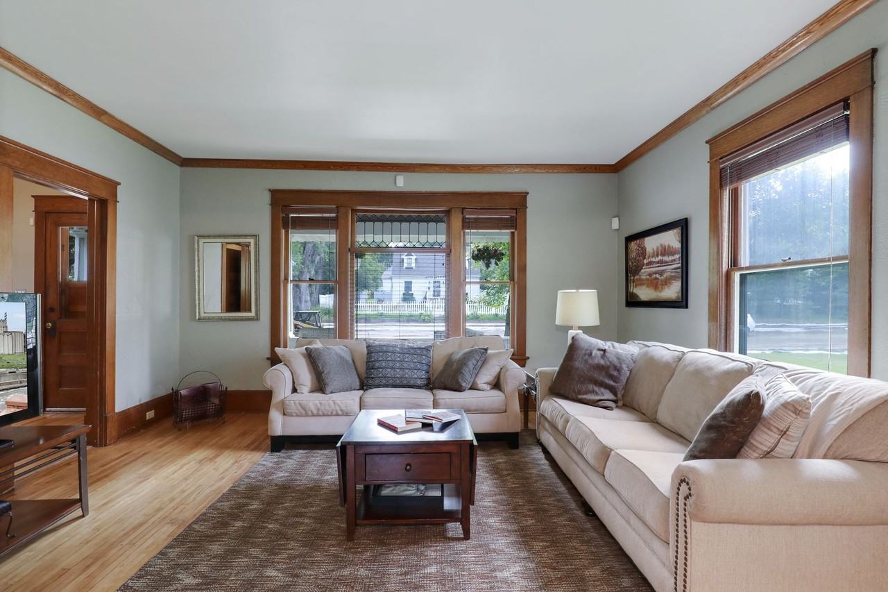 1227 2nd St #NA - Photo 3 of 12