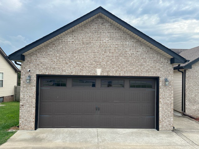 2480 Andersonville Dr - Photo 4 of 33