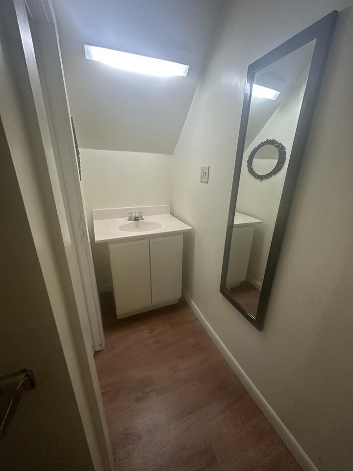 852 Wayne Ave #852 - Photo 6 of 16