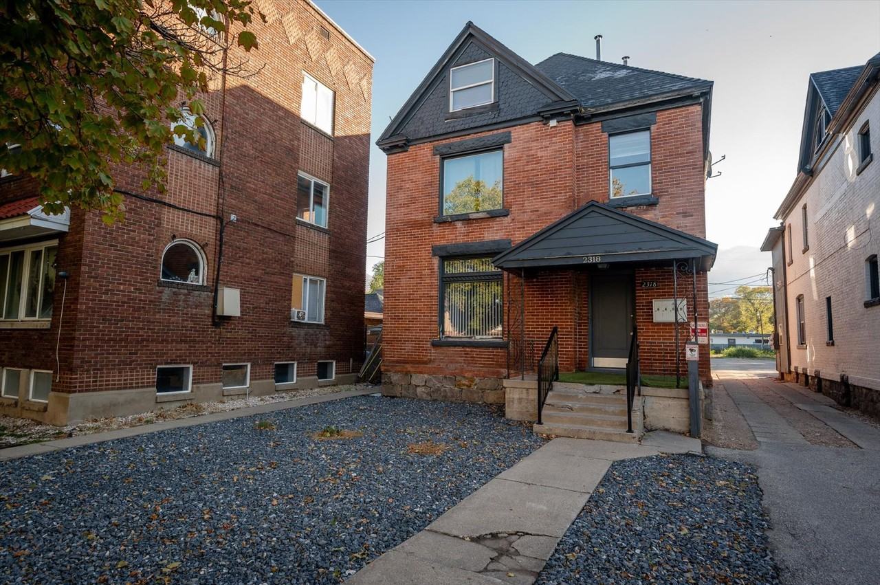 2318 Jefferson AvenueUnit 2 #2 - Photo 3 of 13