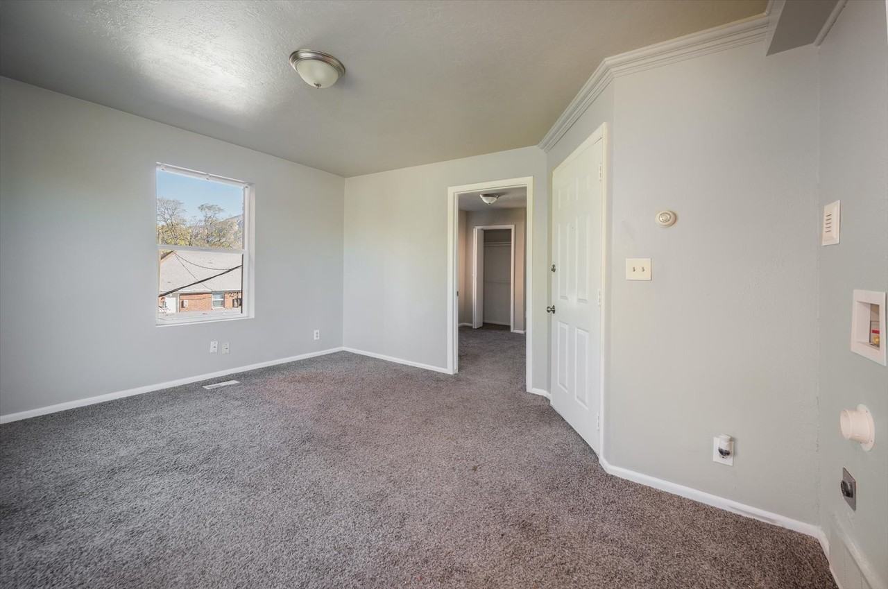 2318 Jefferson AvenueUnit 2 #2 - Photo 5 of 13