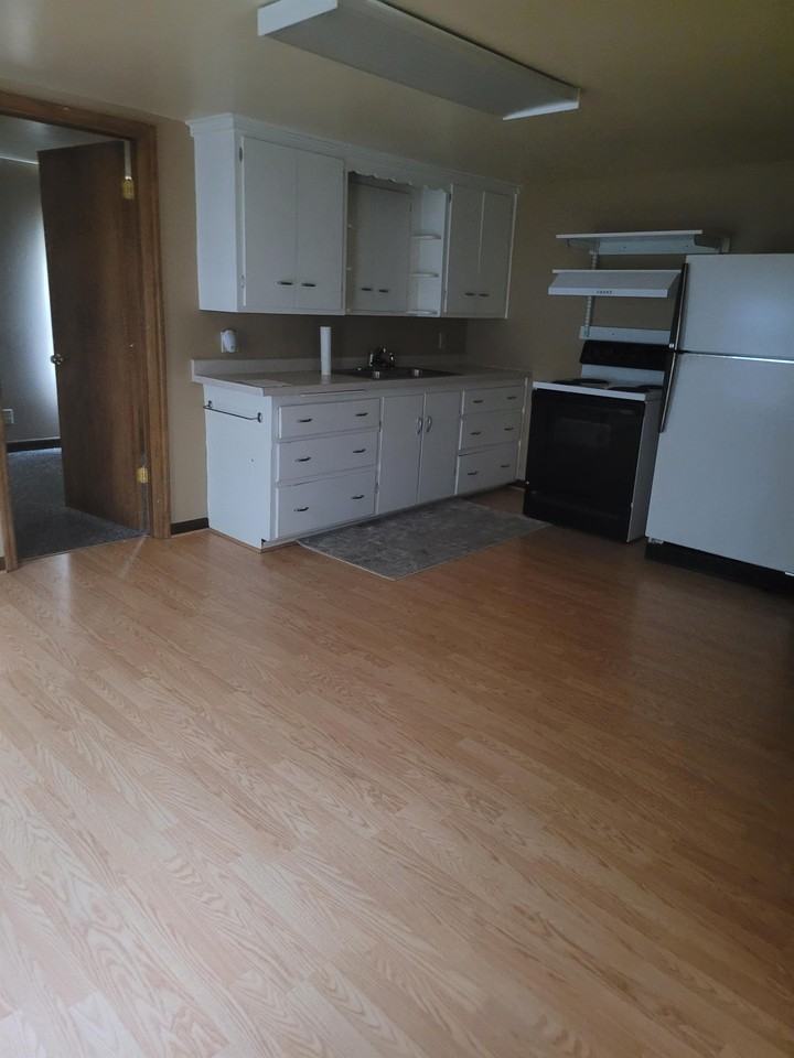 106 Pecor St #1-2 - Photo 3 of 6