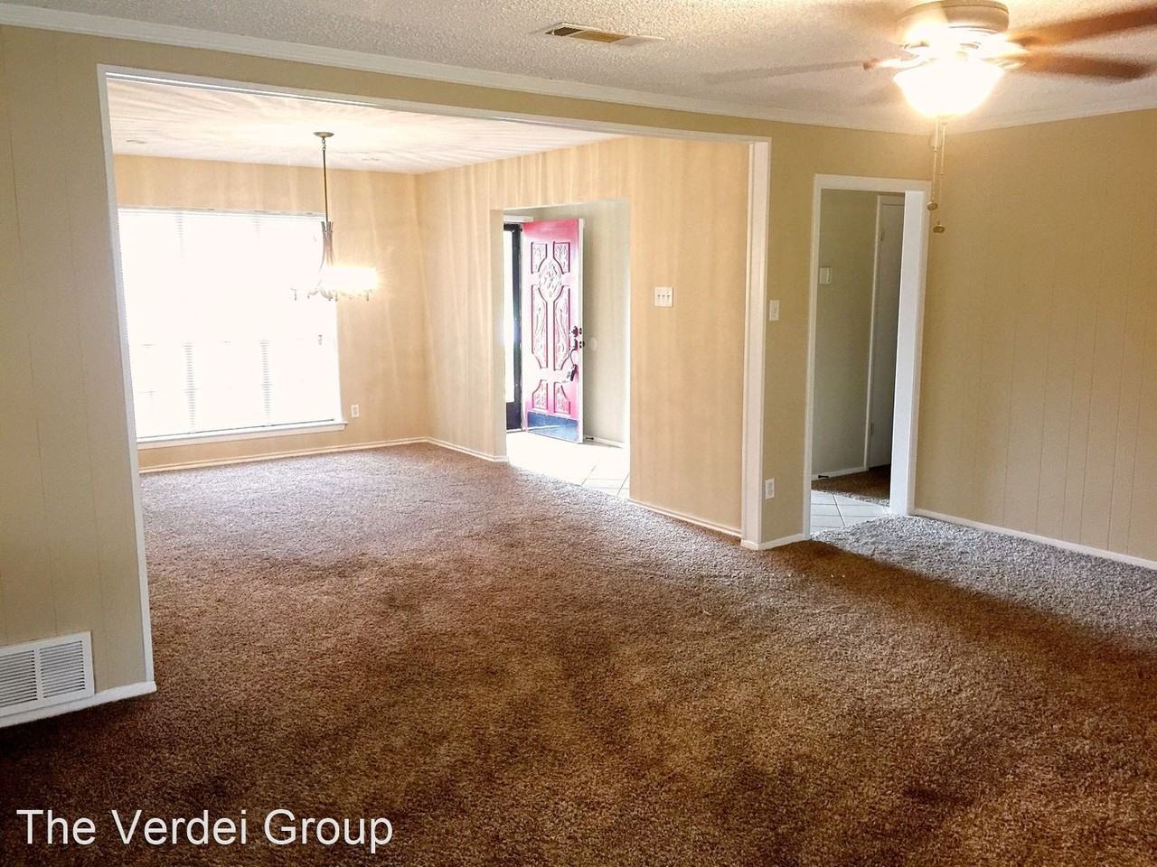 912 Springdale Rd - Photo 3 of 17