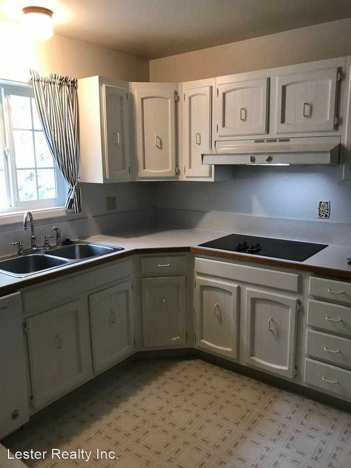 1798 Dawn Dr - Photo 2 of 13