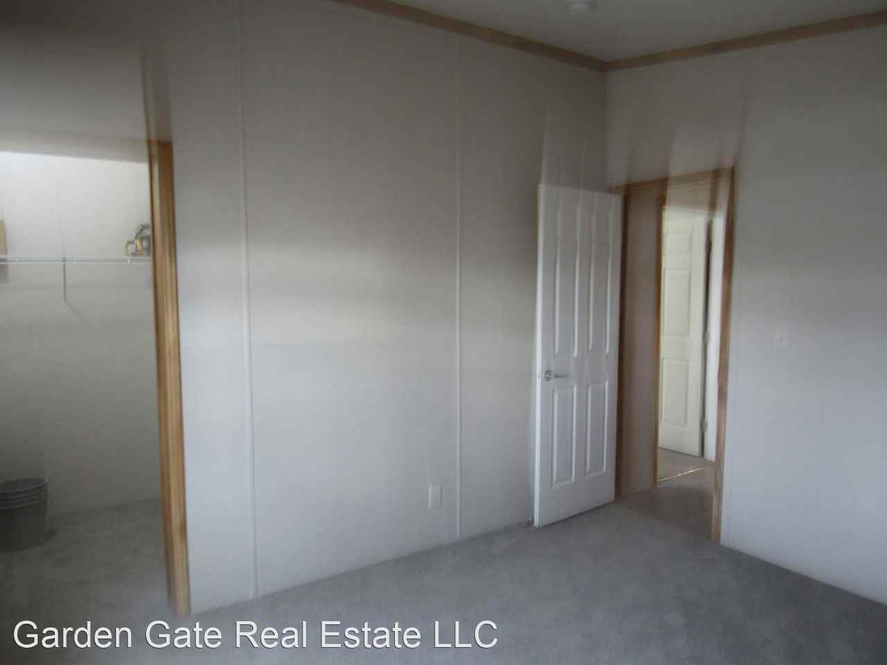 565 N 1st Ave - Photo 3 of 19