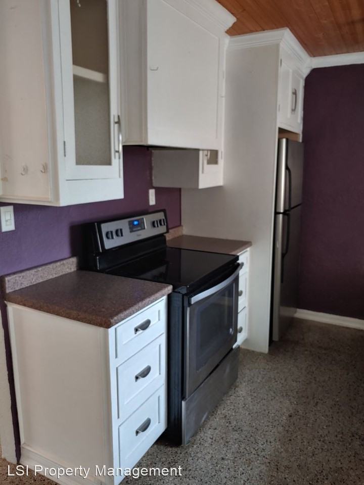 101 Azalea Dr - Photo 3 of 15