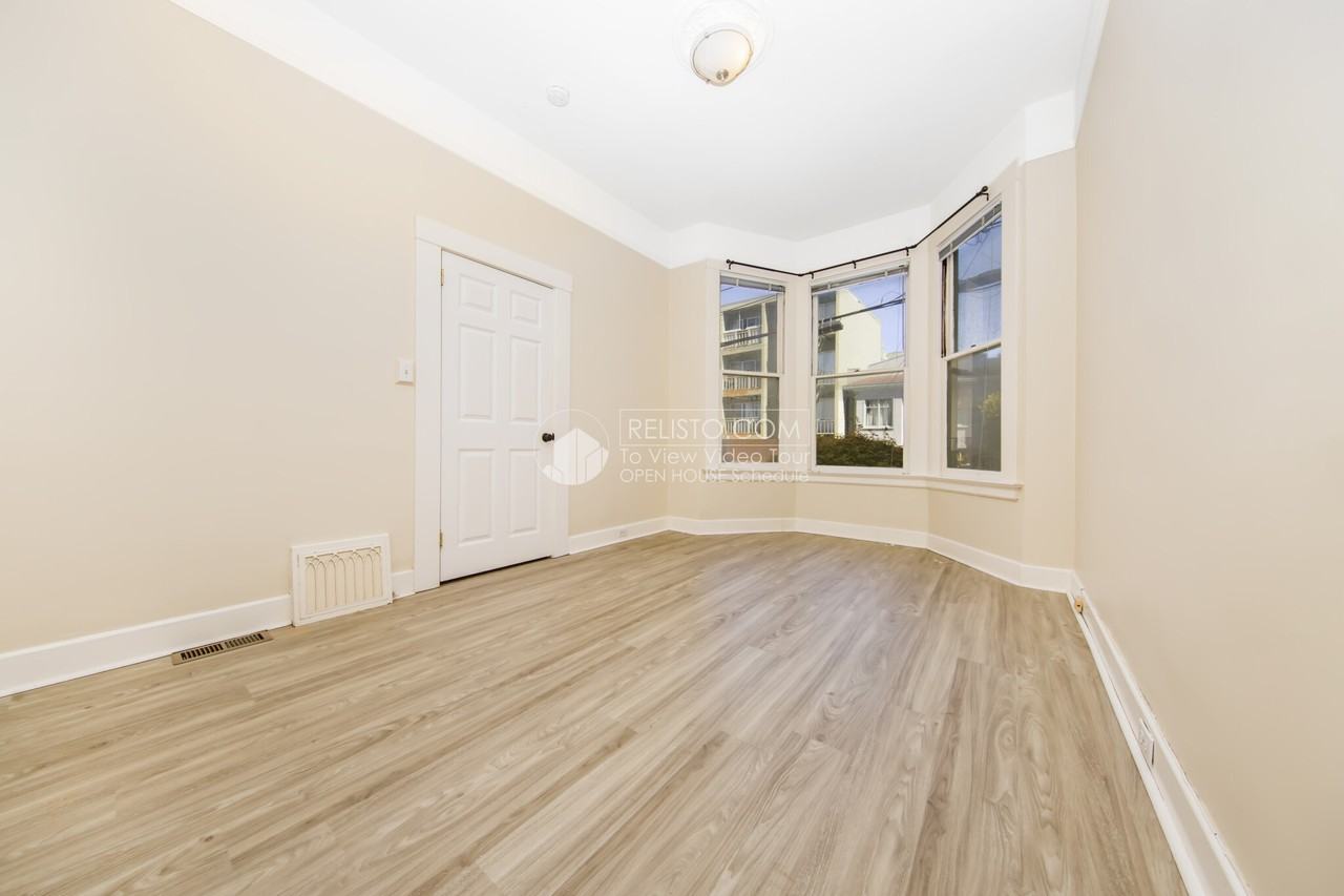 155 Wood St - Photo 2 of 33