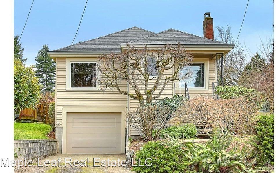 815 Ne 97th St - Photo 2 of 26