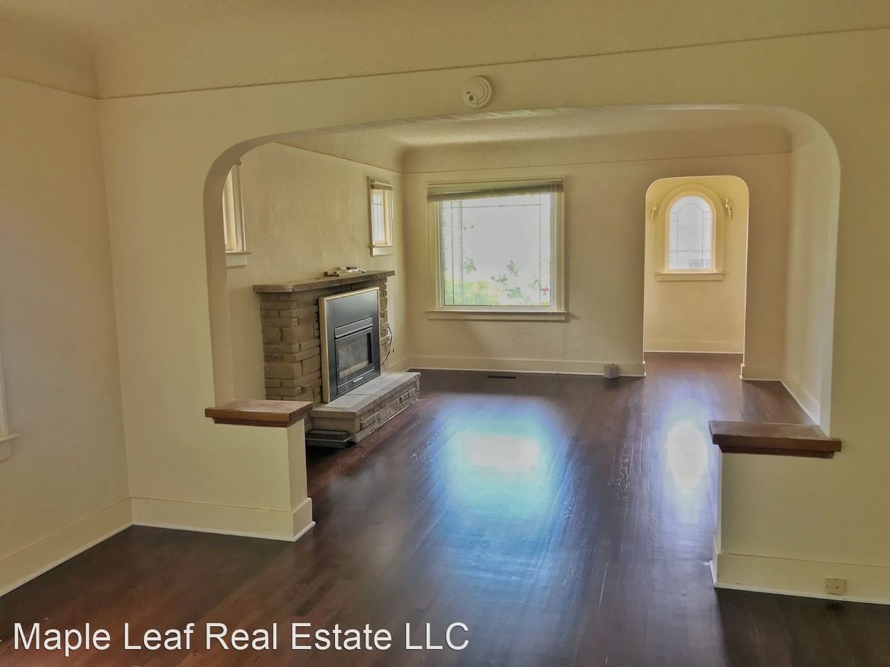 815 Ne 97th St - Photo 3 of 26