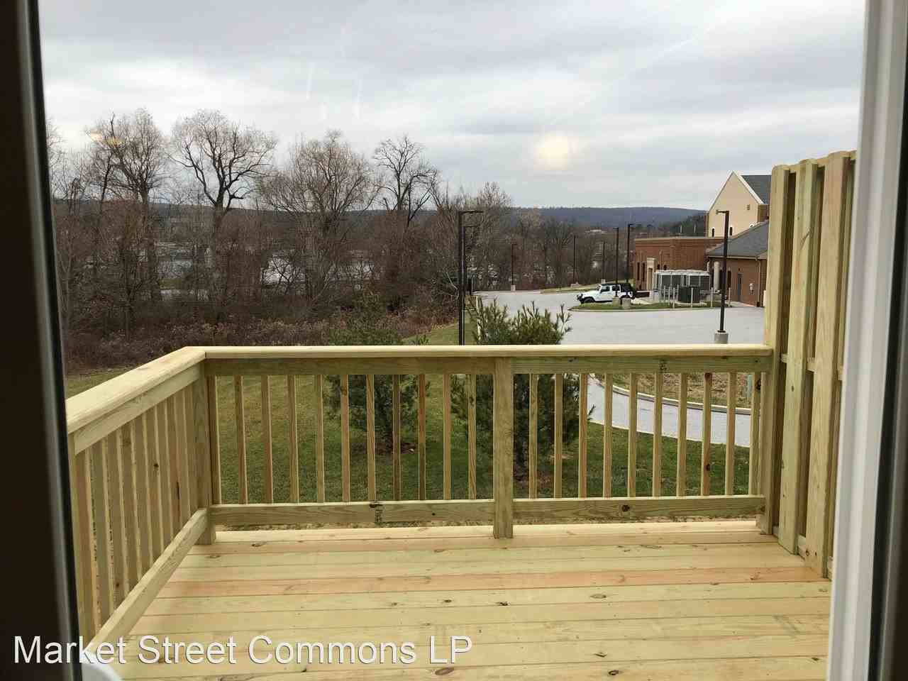 Commons Drive Theater Lane - Photo 3 of 12