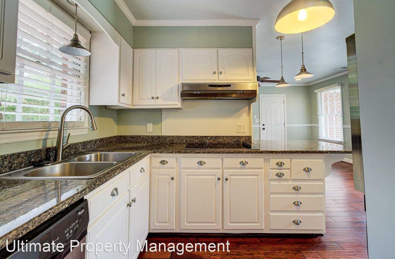 325 Henry H Watters Dr - Photo 3 of 17