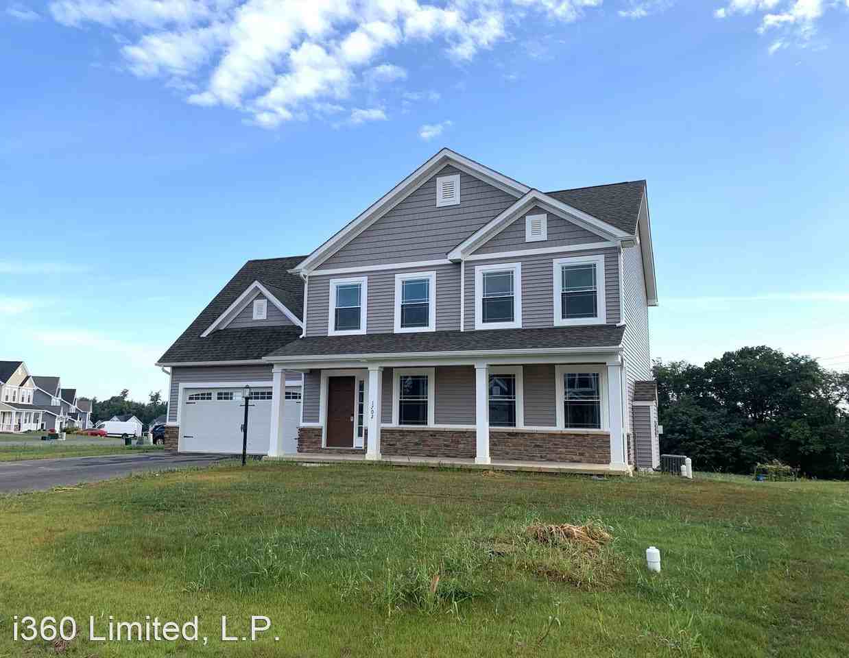 1702 Treeline Dr - Photo 2 of 49