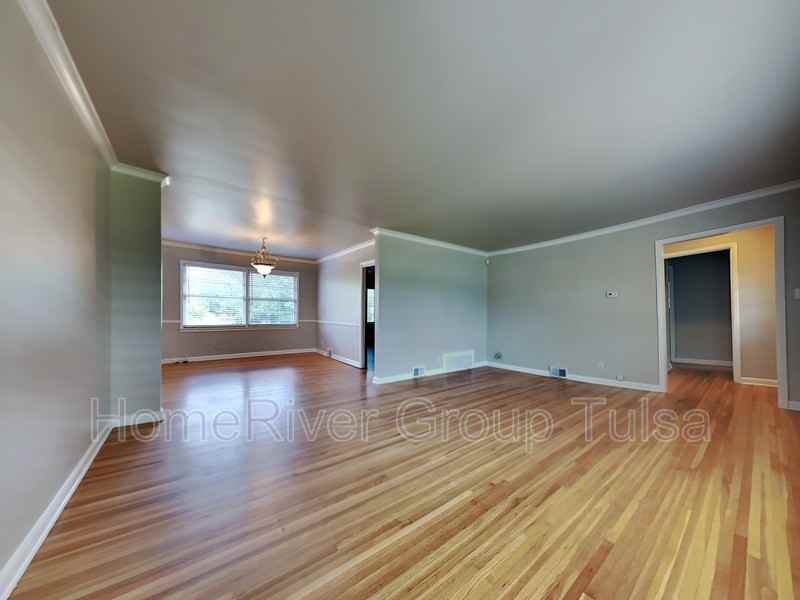 4635 E 37th Pl - Photo 2 of 23