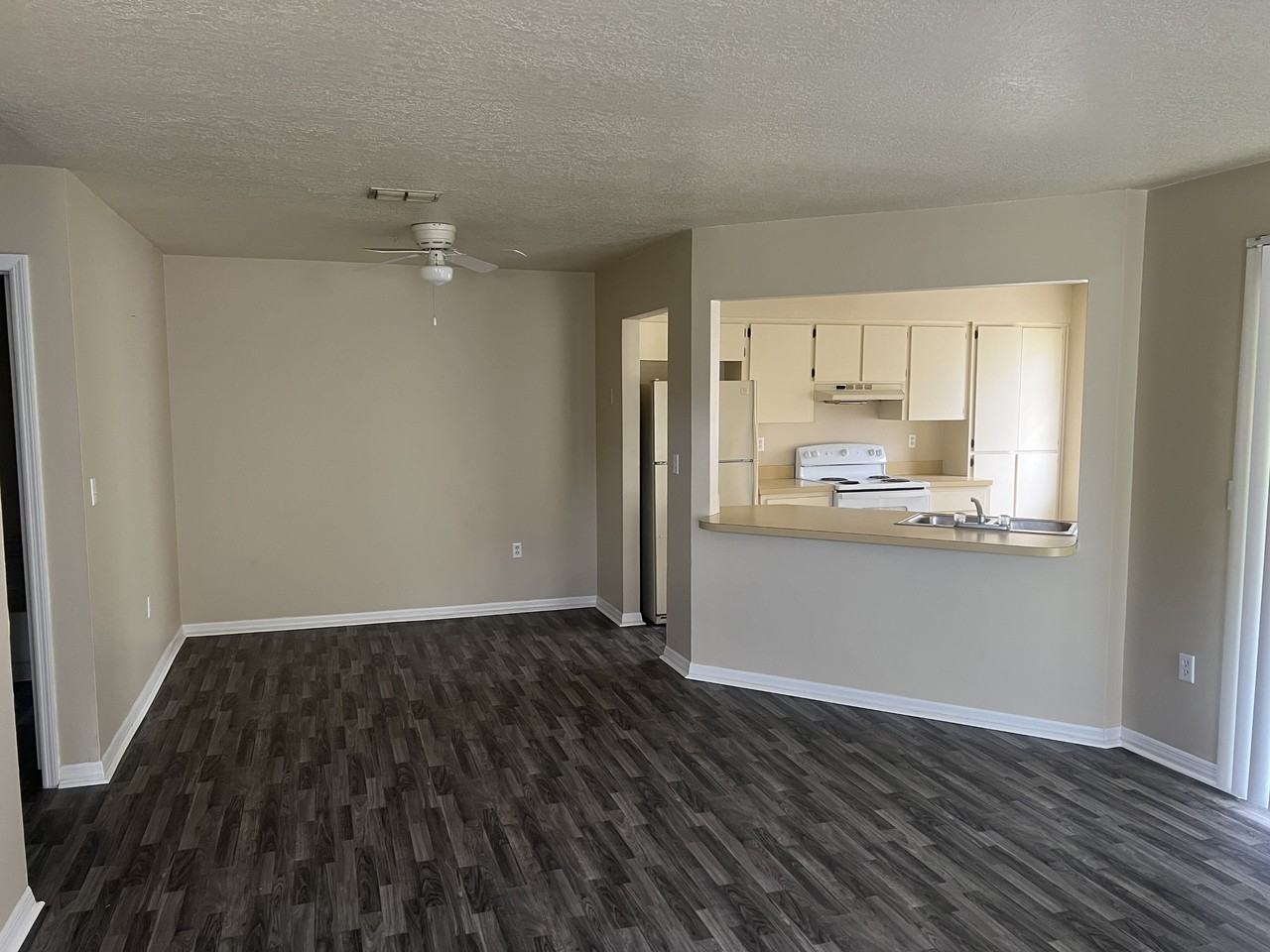 7266 Pond Cir - Photo 5 of 14