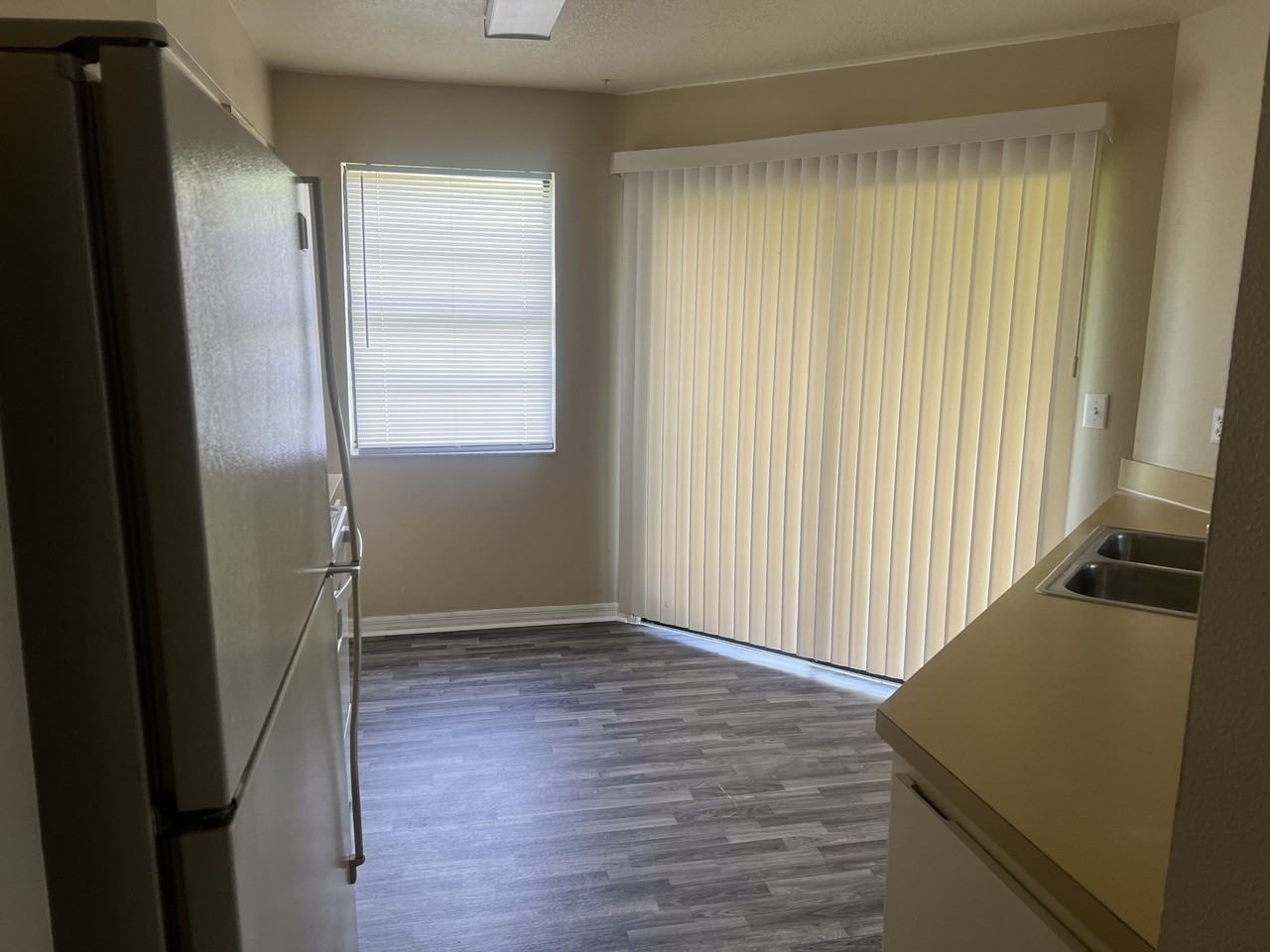 7266 Pond Cir - Photo 7 of 14