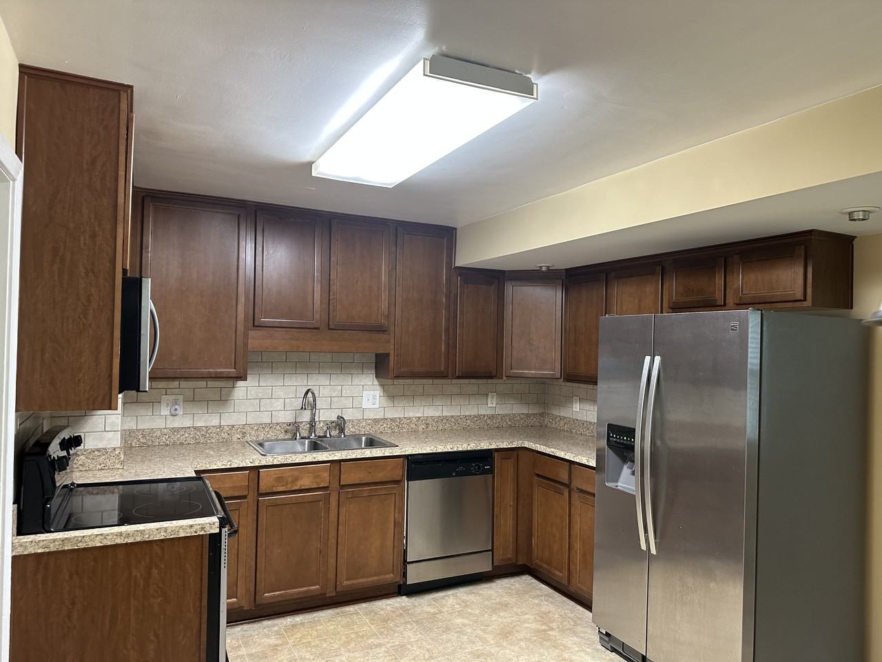 2132 Milburnie Rd - Photo 3 of 13