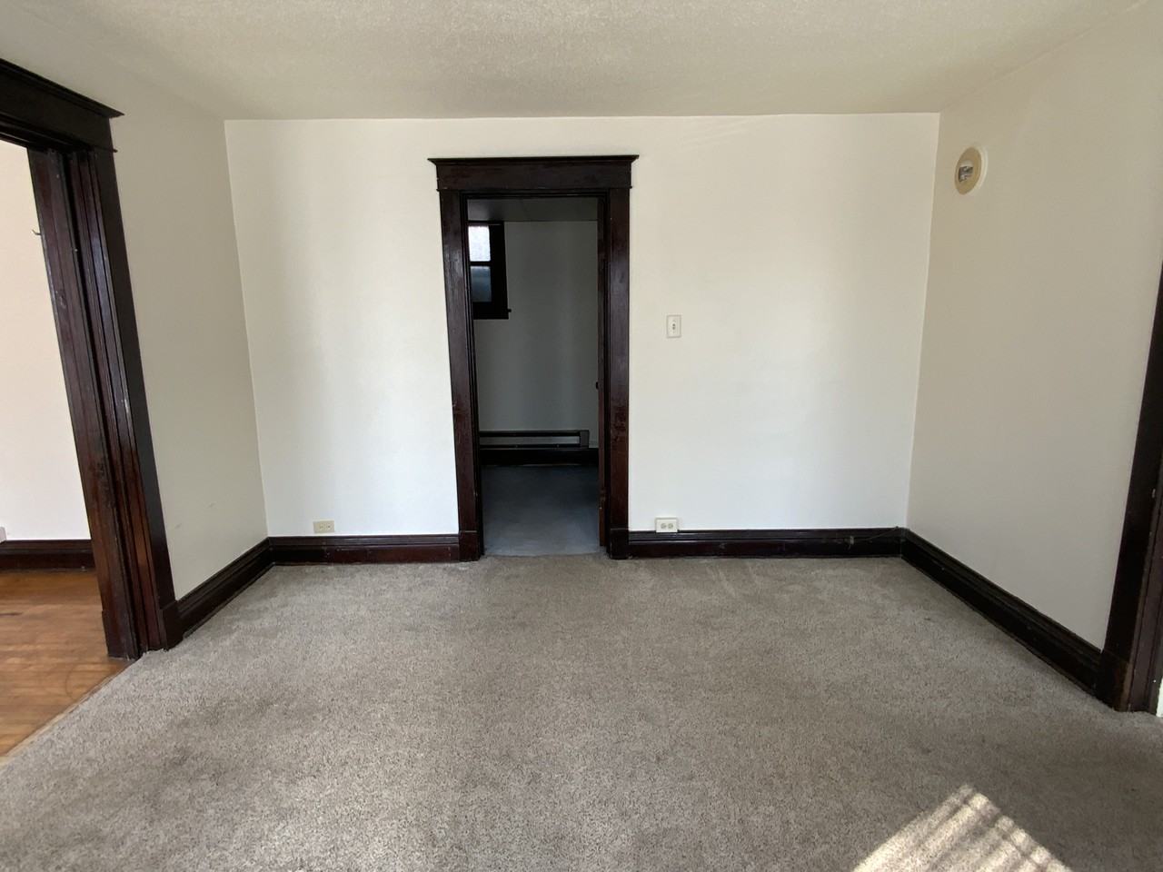 910 N 22Nd Ave W - Photo 2 of 15